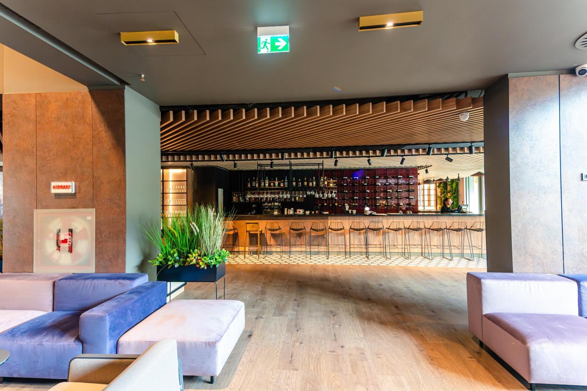 Hotel Ibis Styles Sibiu Arsenal Exterior foto