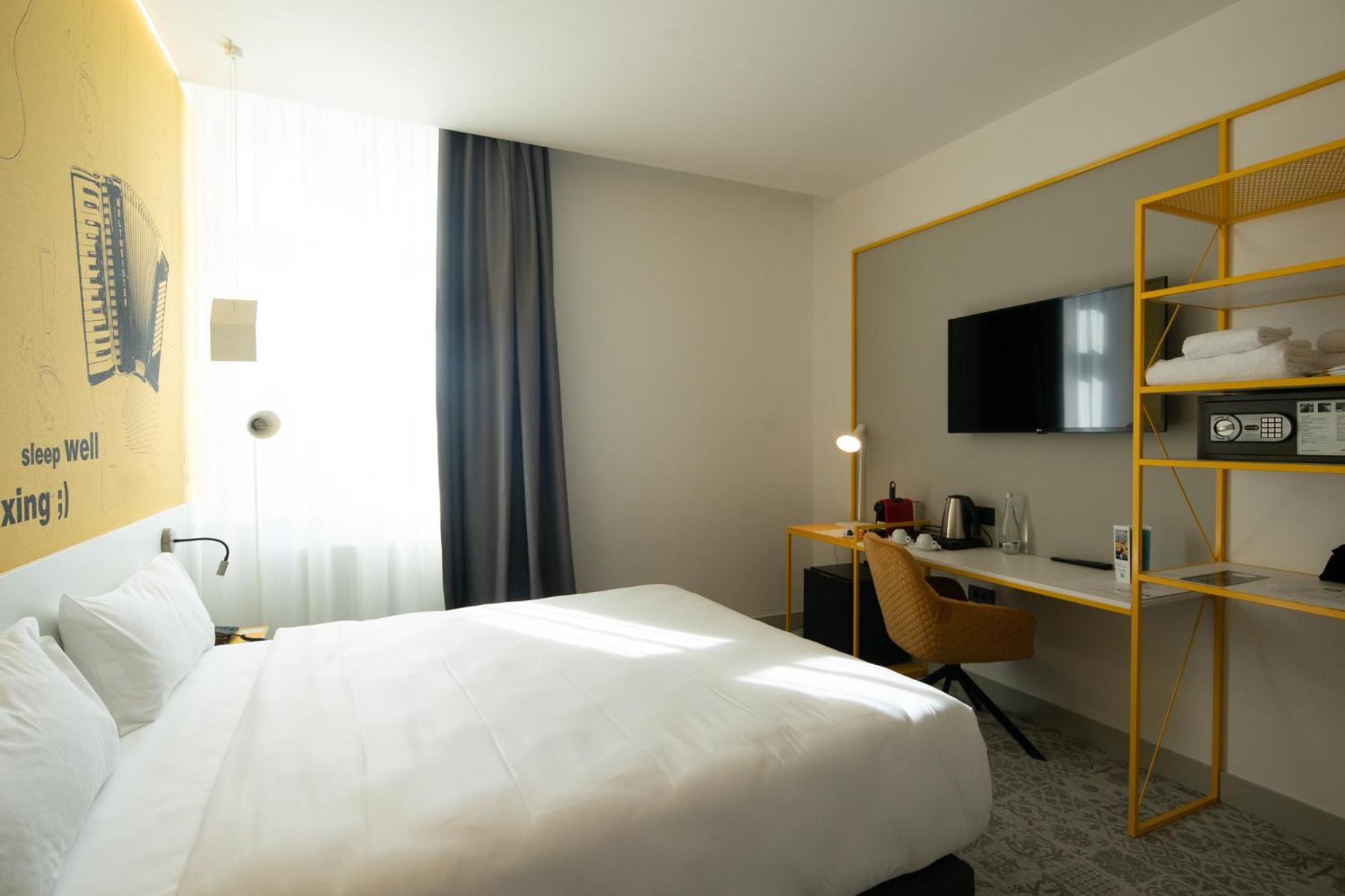 Hotel Ibis Styles Sibiu Arsenal Exterior foto