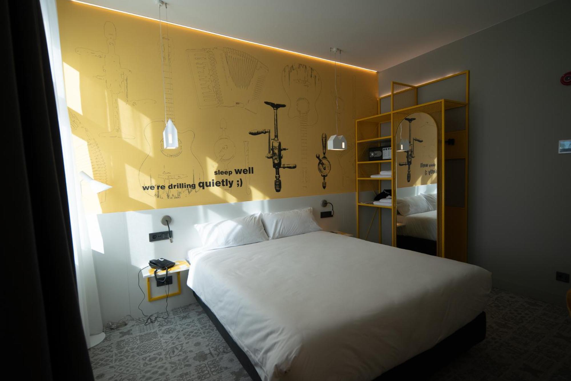 Hotel Ibis Styles Sibiu Arsenal Exterior foto