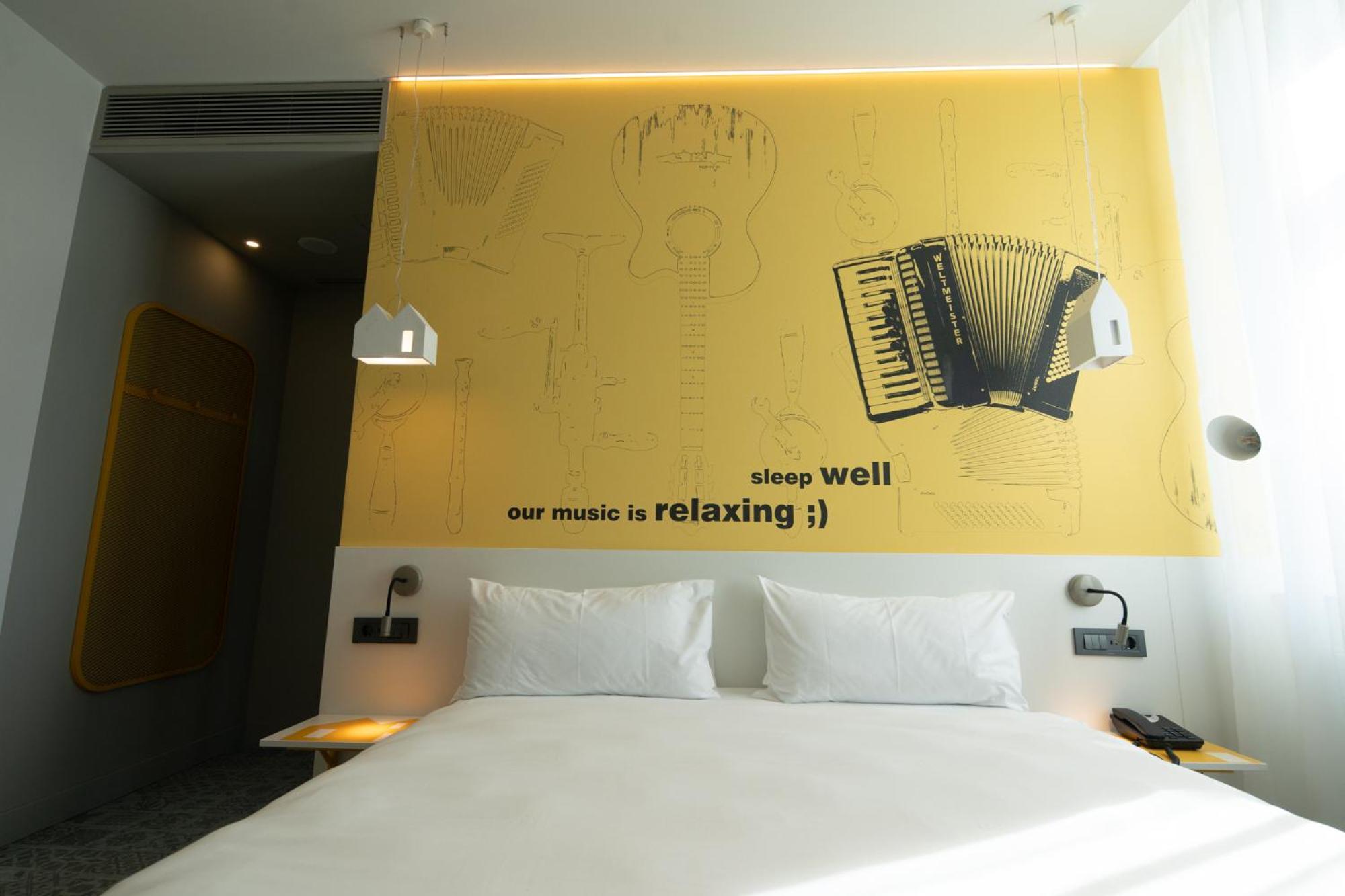 Hotel Ibis Styles Sibiu Arsenal Exterior foto