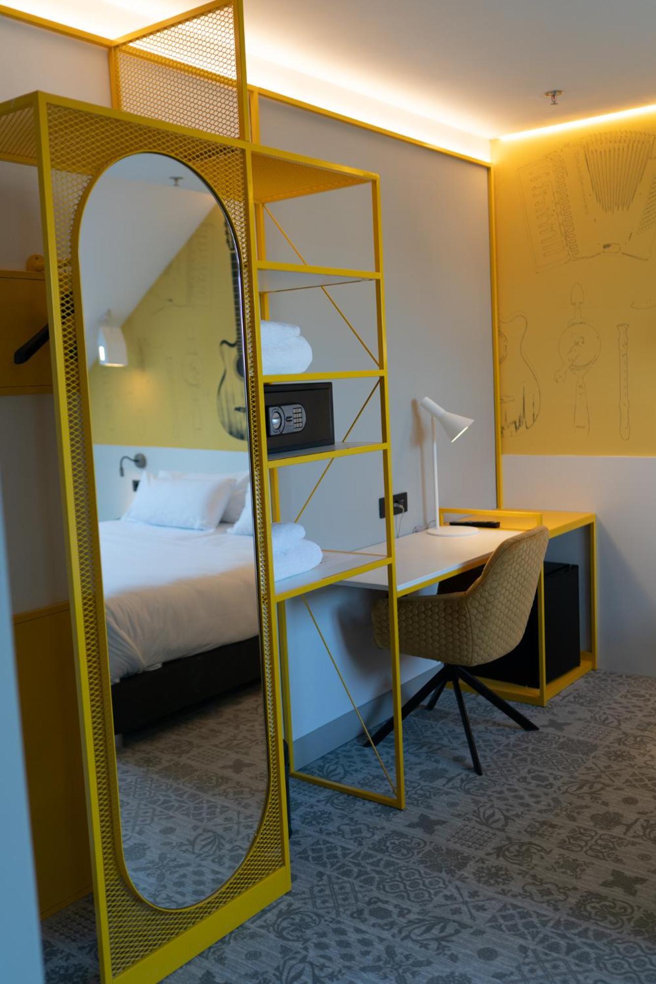 Hotel Ibis Styles Sibiu Arsenal Exterior foto