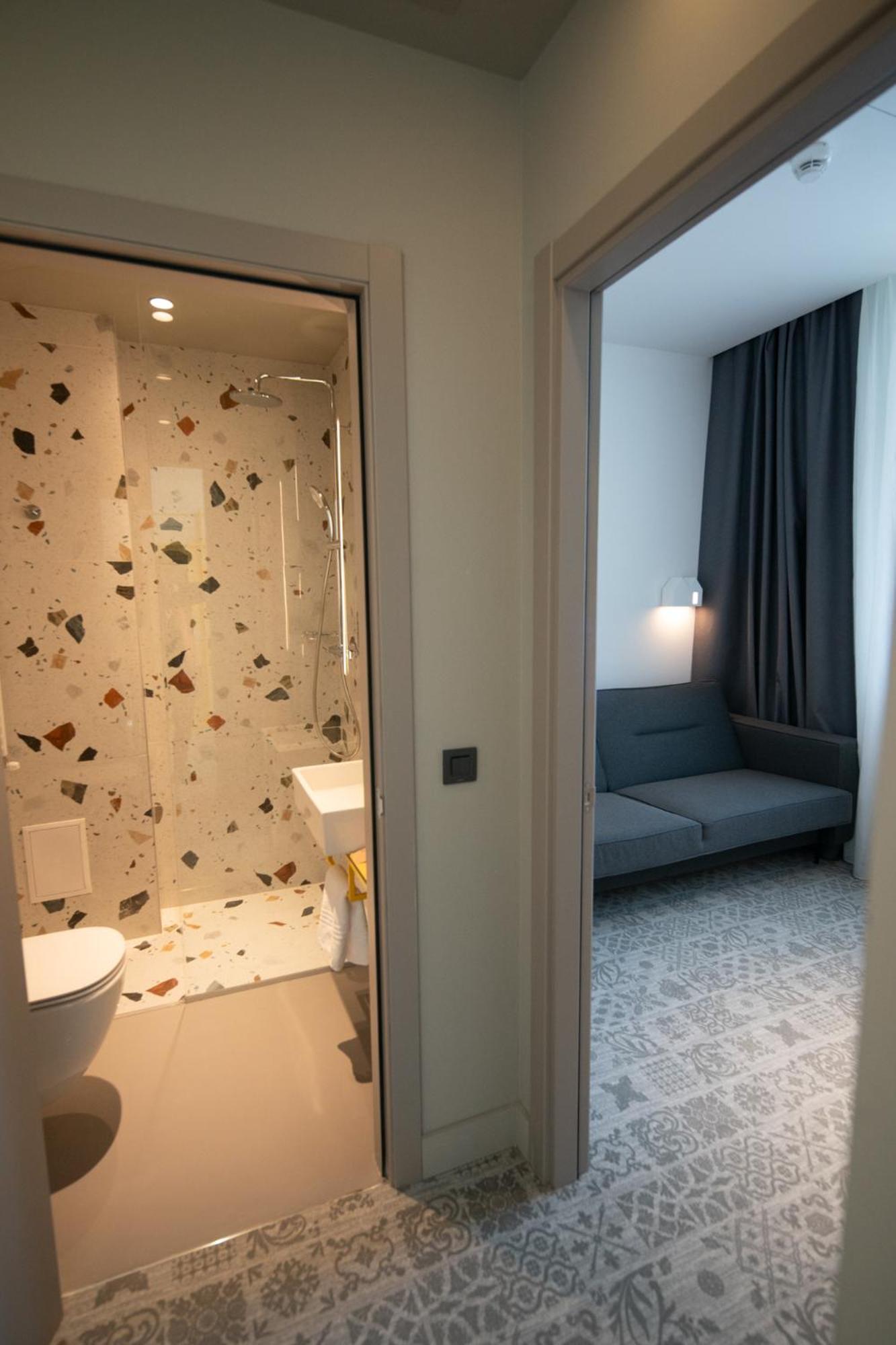 Hotel Ibis Styles Sibiu Arsenal Exterior foto